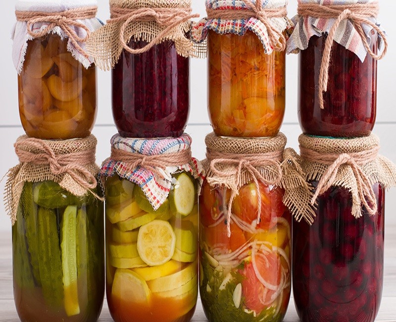 Pickles & Chutneys