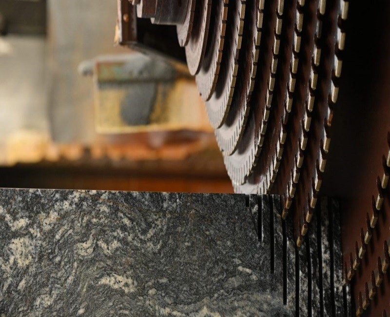 Multi-Blade Segment